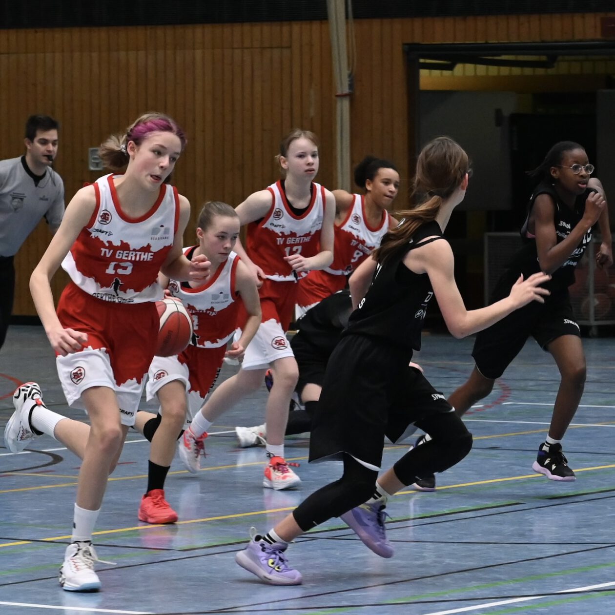 Hartes Spiel gegen aggressive Ruhrpott Baskets