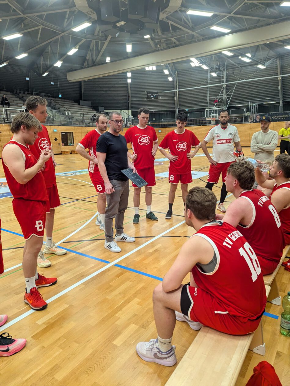 Derbysieger – Herren 2 bleibt in Bochum unbesiegt