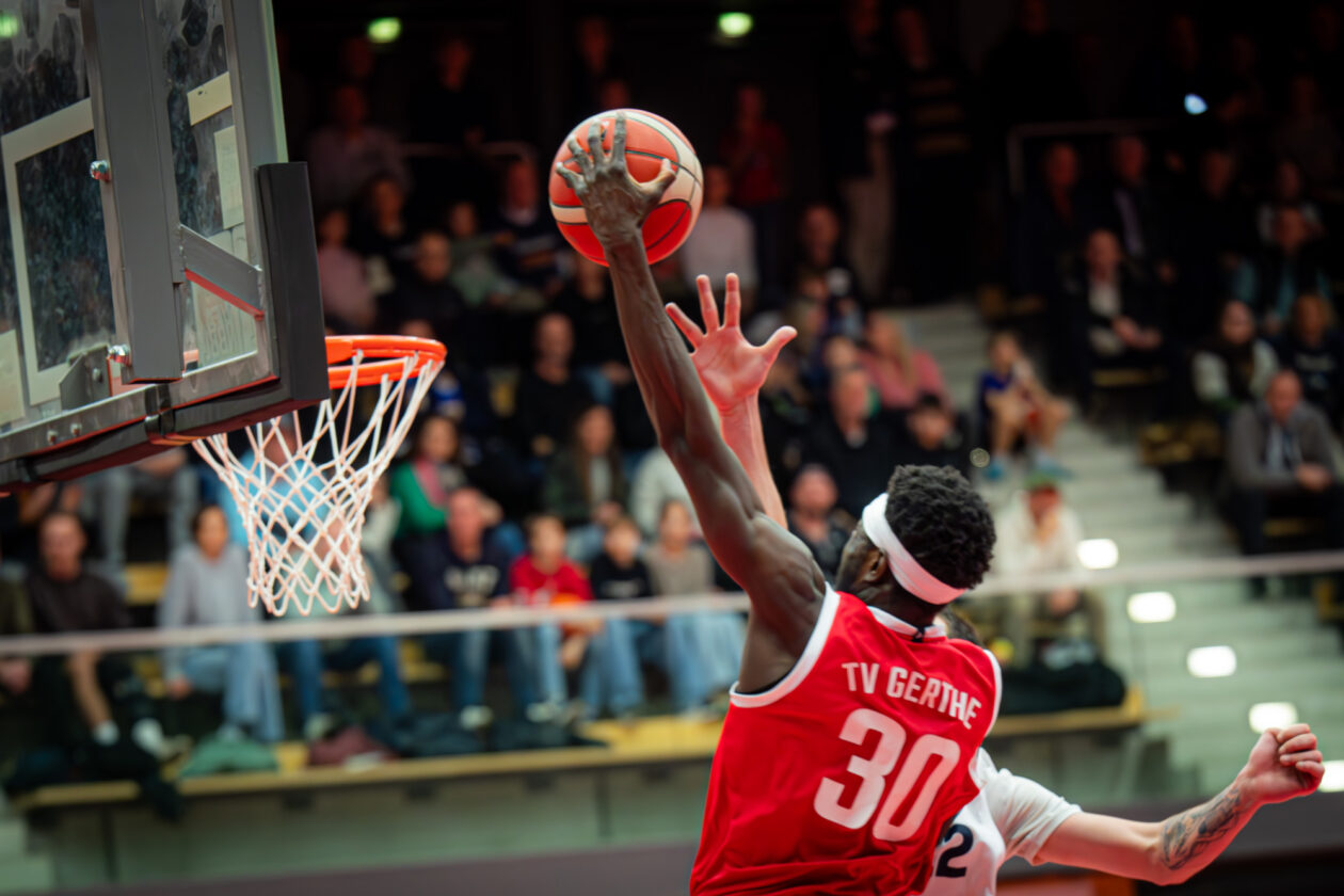 Wir schreiben Geschichte – we make historie.